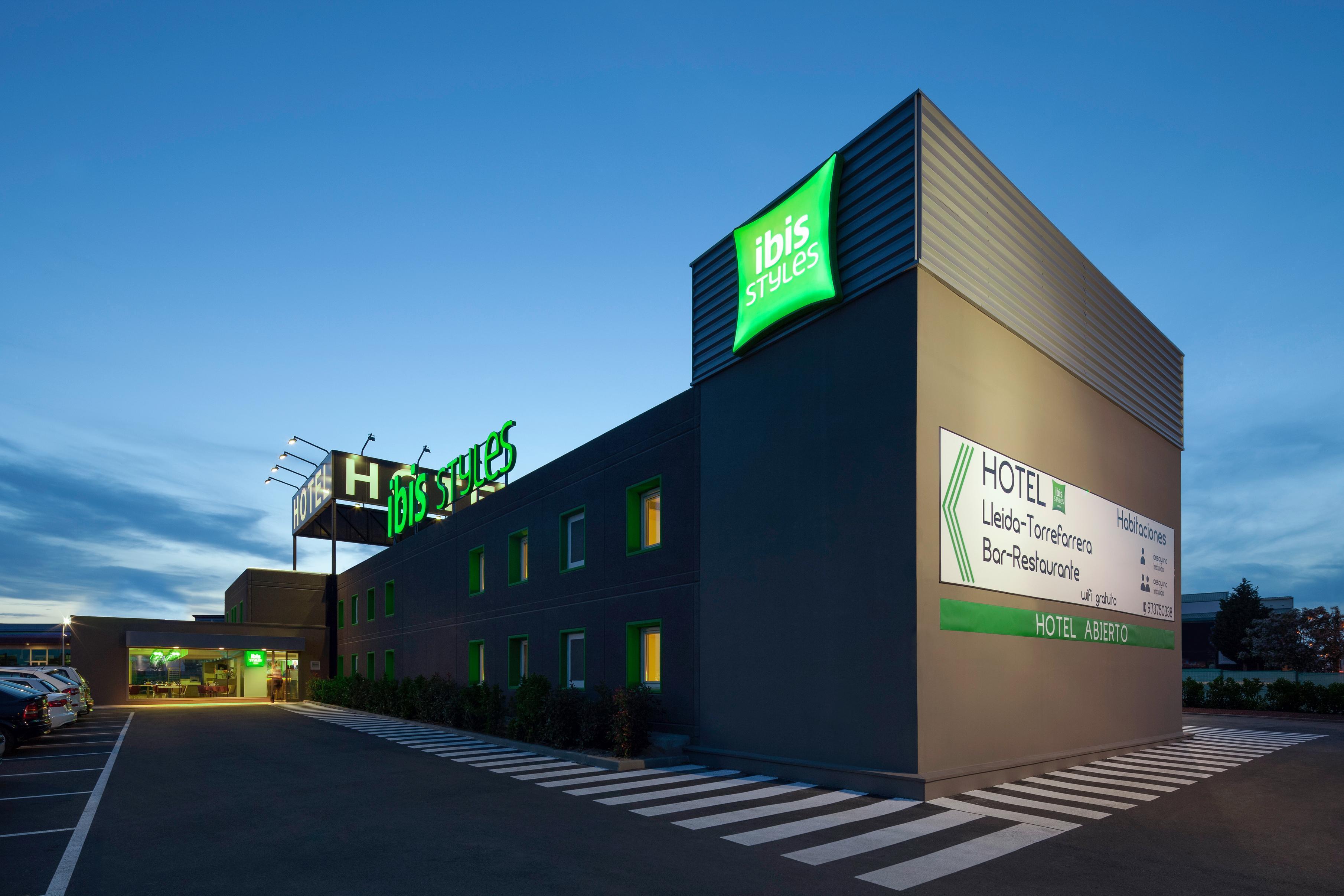 Hotel Ibis Styles Lleida Torrefarrera Exterior foto